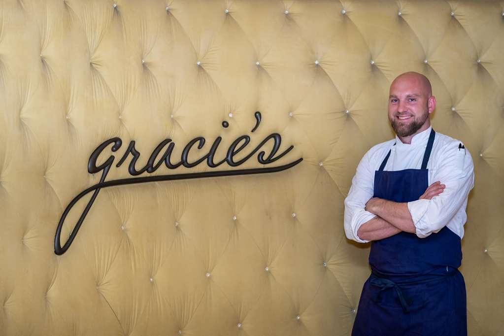 โรงแรมดีลักซ์ อะ โพรเวอแนนซ์ โฮเต็ล พอร์ตแลนด์ ร้านอาหาร รูปภาพ